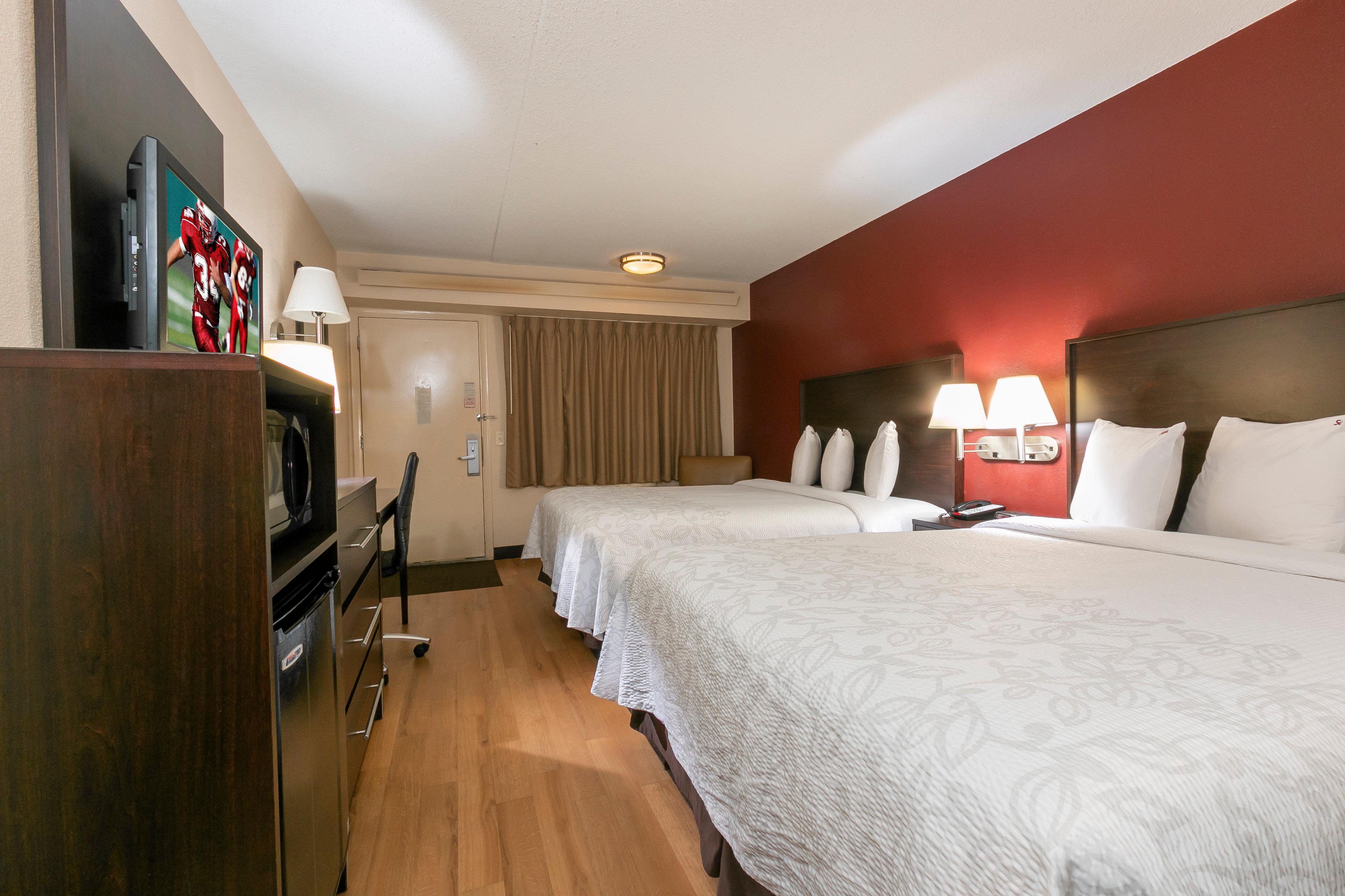 Red Roof Inn Plus+ West Springfield Bagian luar foto
