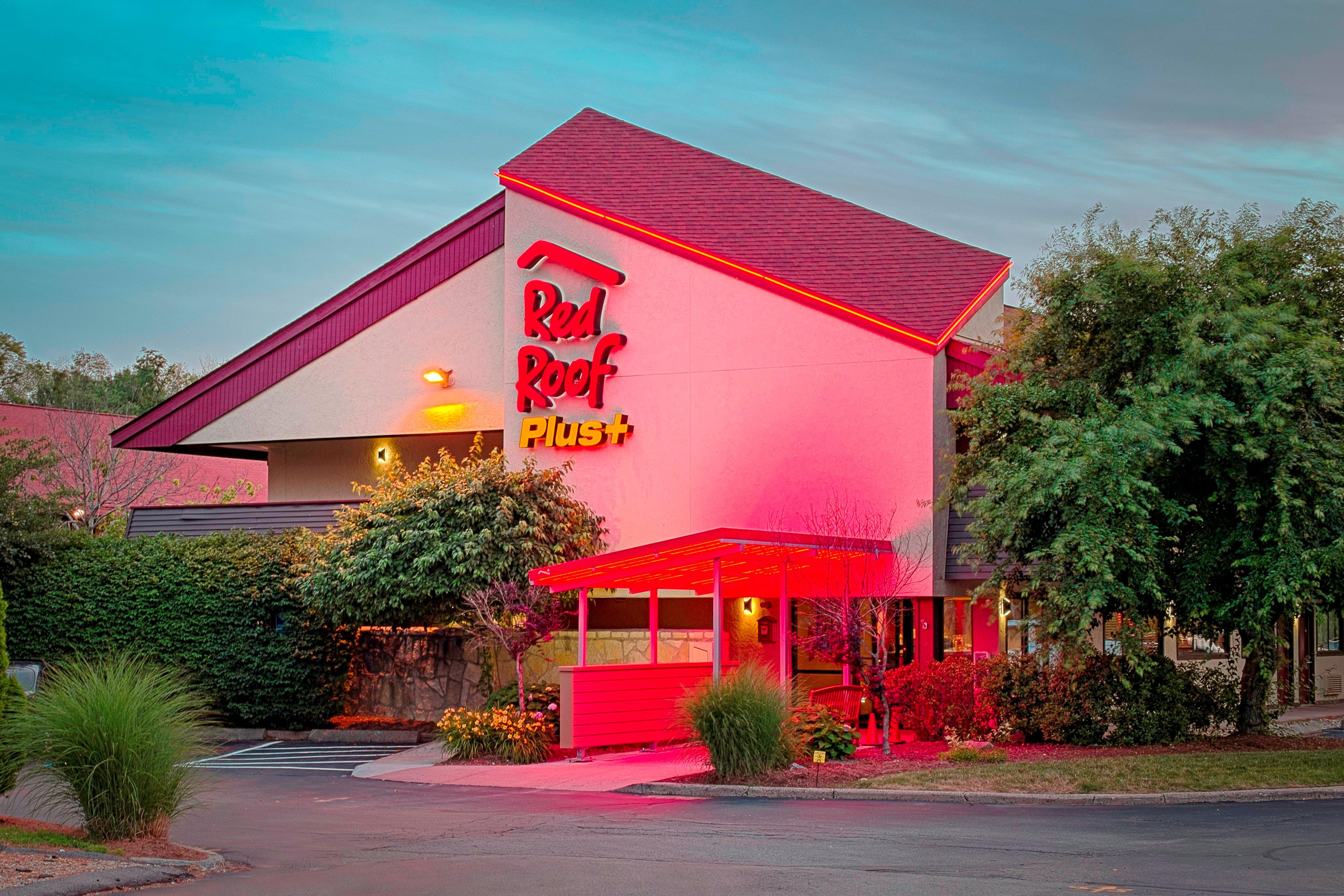 Red Roof Inn Plus+ West Springfield Bagian luar foto