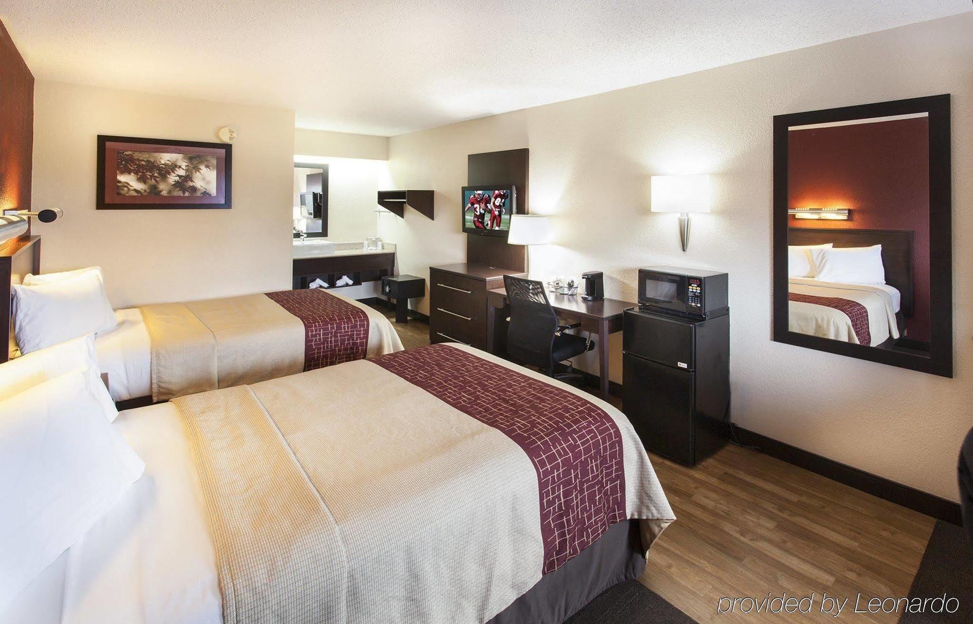 Red Roof Inn Plus+ West Springfield Bagian luar foto